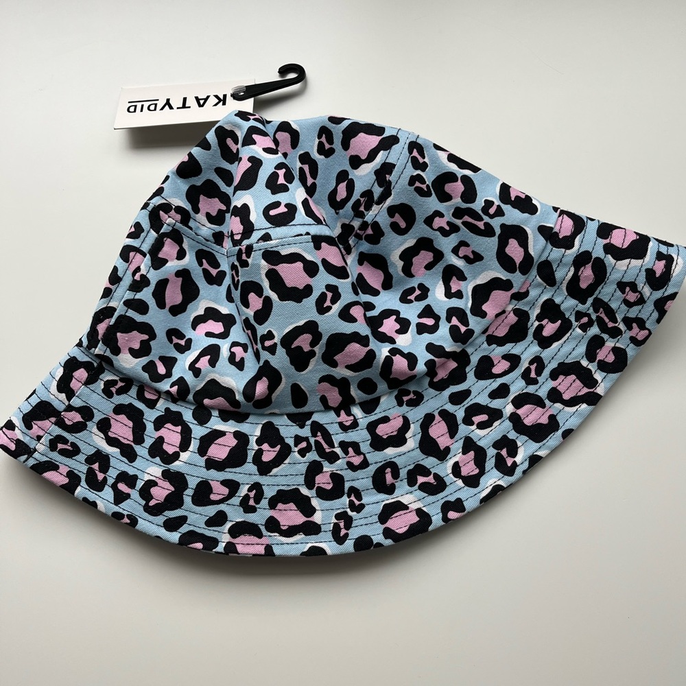 NWT Bucket Hat